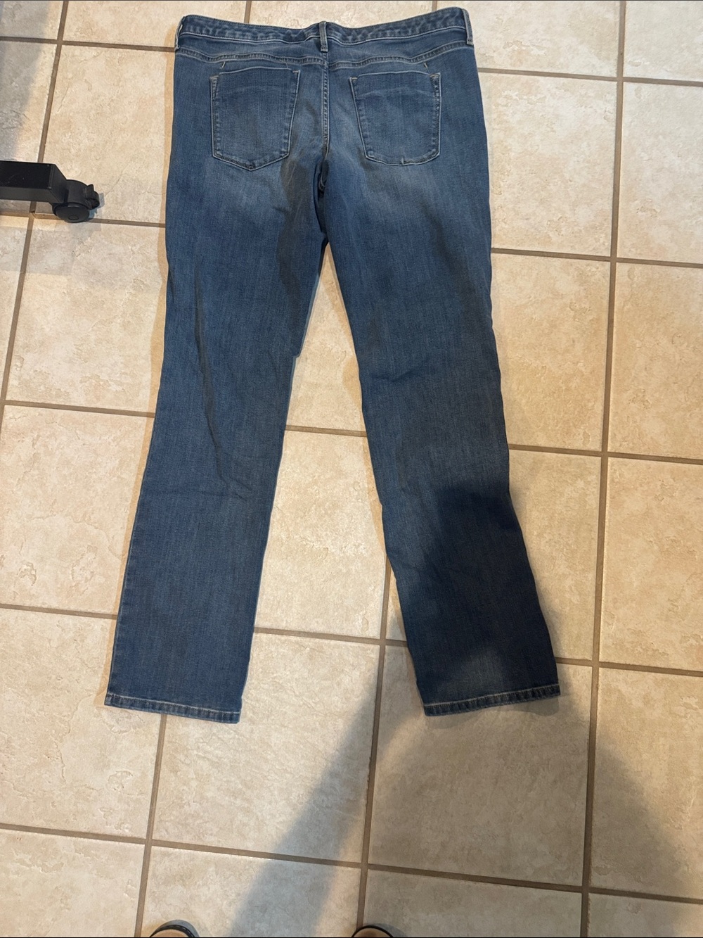 Straight Leg Women's Jeans in Dark Blue - Classic Fit - Picture 4 of 9